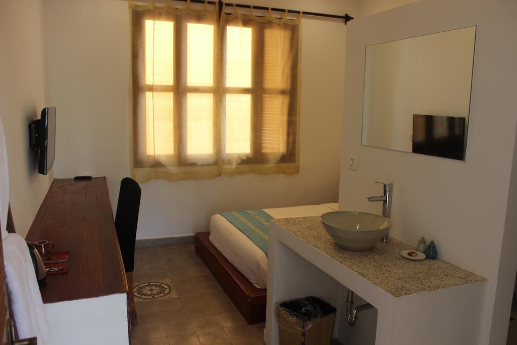 House Boutique Eco Hotel Phnom Penh Exteriör bild