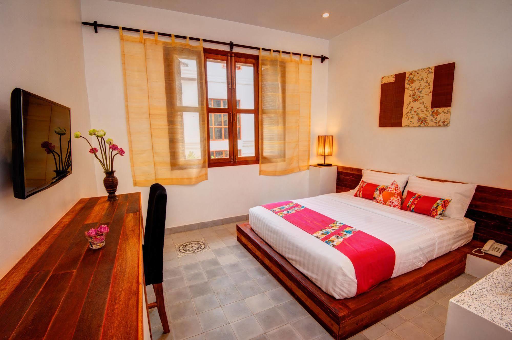 House Boutique Eco Hotel Phnom Penh Exteriör bild